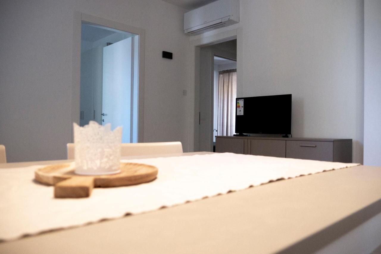 Regi Apartments Pacengo Di Lazise Exterior foto